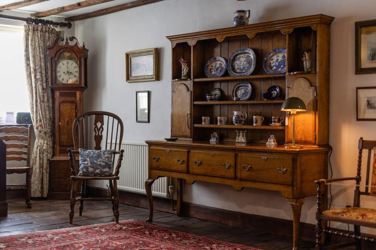 Pass The Keys Magical Period House In The Heart Of Ludlow Eksteriør billede